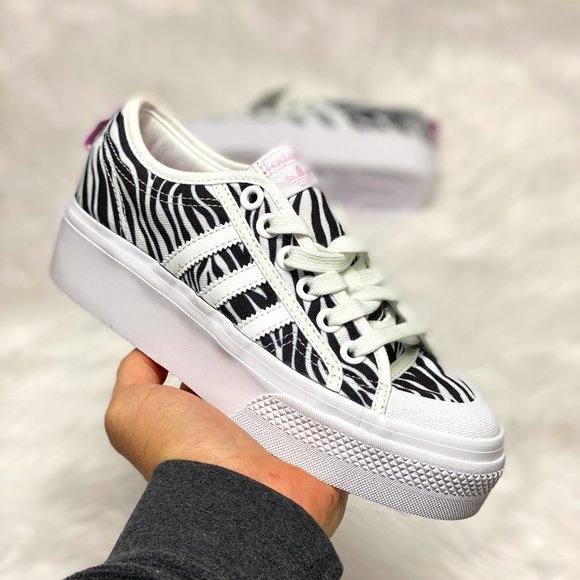 adidas Shoes - Adidas Nizza Low Top Womens Casual Platform Shoes White Black GZ9681 NEW Size 6